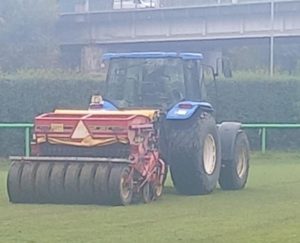 Proběhla podzimní údržba hřiště